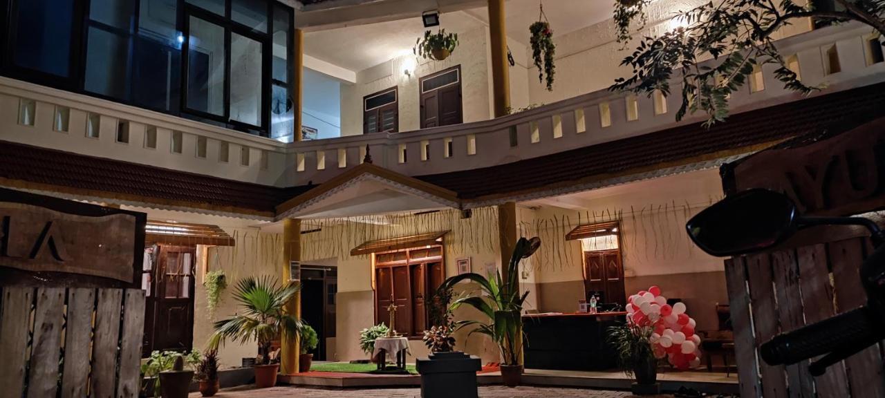 Hotel Vedha Ayurvedic Panchakarma Treatment Centre Alappuzha Exterior foto