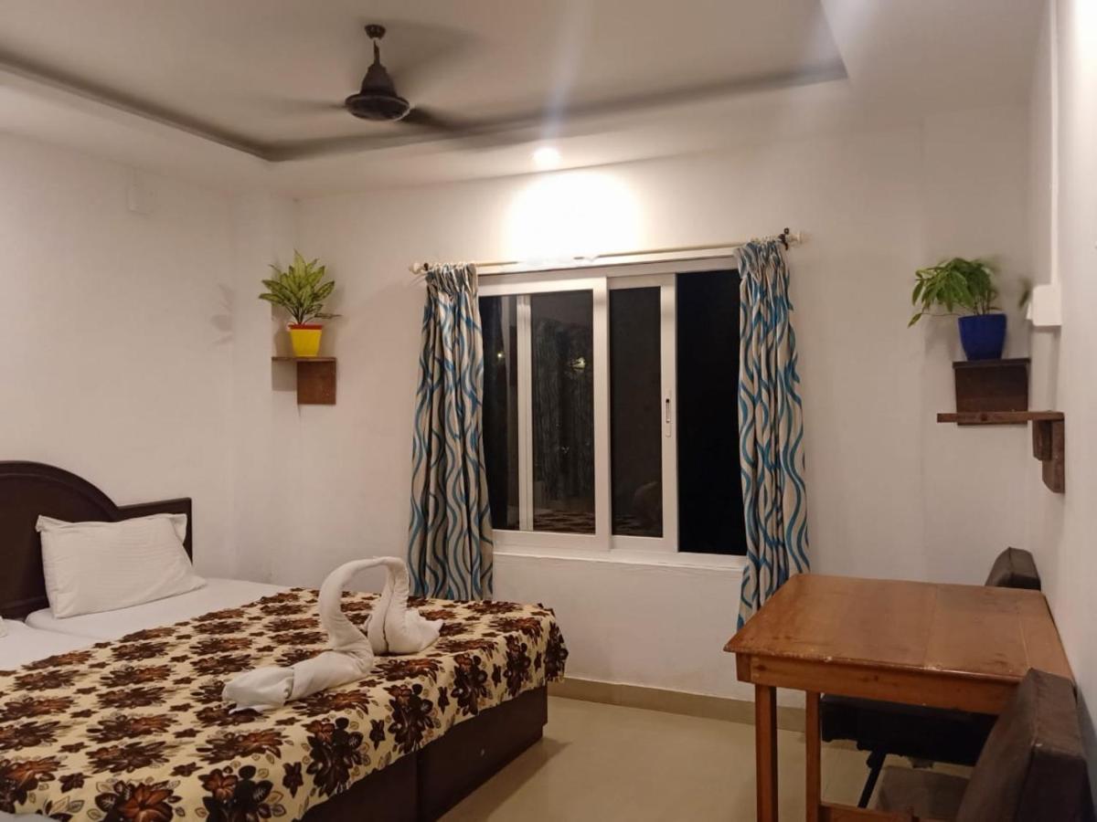 Hotel Vedha Ayurvedic Panchakarma Treatment Centre Alappuzha Exterior foto